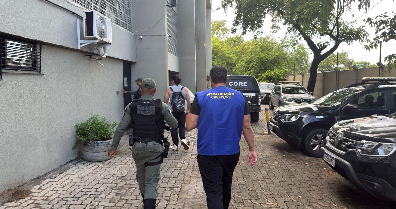 Falso Profissional de Educação Física é levado à delegacia após ser flagrado em exercício ilegal