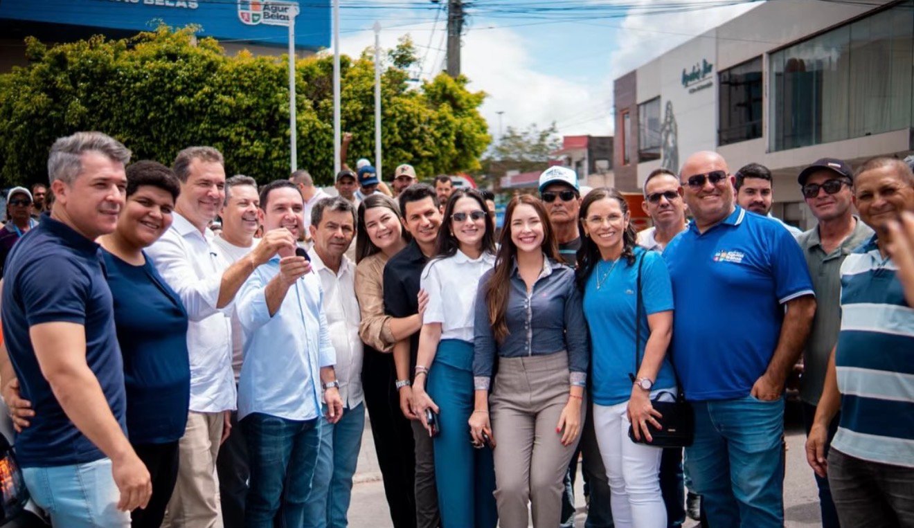 Águas Belas ganha + uma ambulância por articulação do prefeito Dr Elton Martins