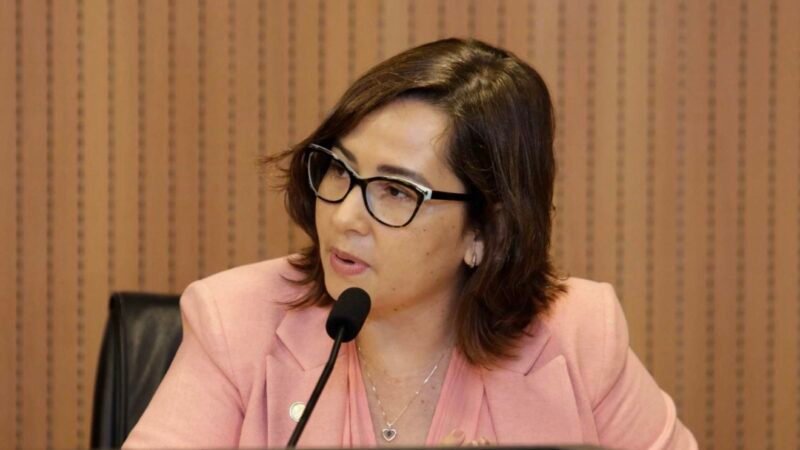 Deputada Débora Almeida (PSD) consegue Liminar revertendo manobras da presidência da Alepe contra o orçamento do Estado