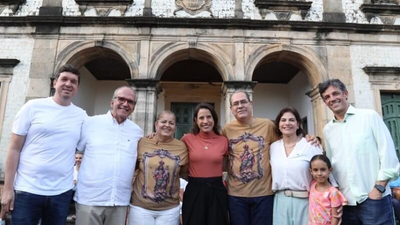 Ressaltando a fé do povo pernambucano, governadora Raquel Lyra prestigia missa de encerramento da Festa de Nossa Senhora dos Prazeres, em Jaboatão dos Guararapes