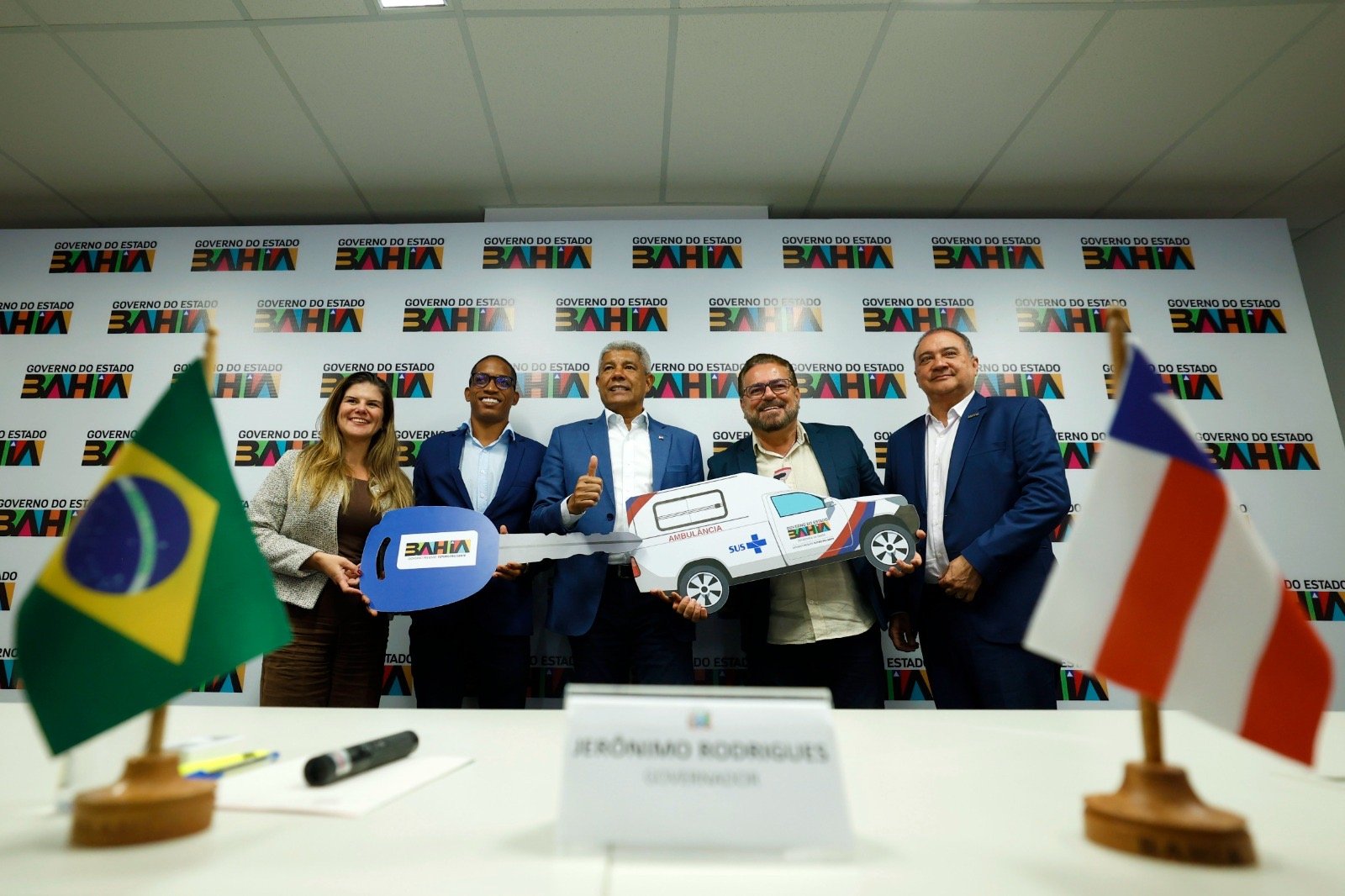 Com entregas durante reunião, Governo do Estado da Bahia fortalece ações em saúde e infraestrutura em Madre de Deus