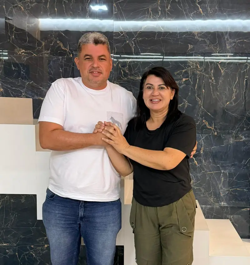 Aliança Fortalecida: Eliane Soares recebe apoio do vice-prefeito de Orocó para sua pré-candidatura