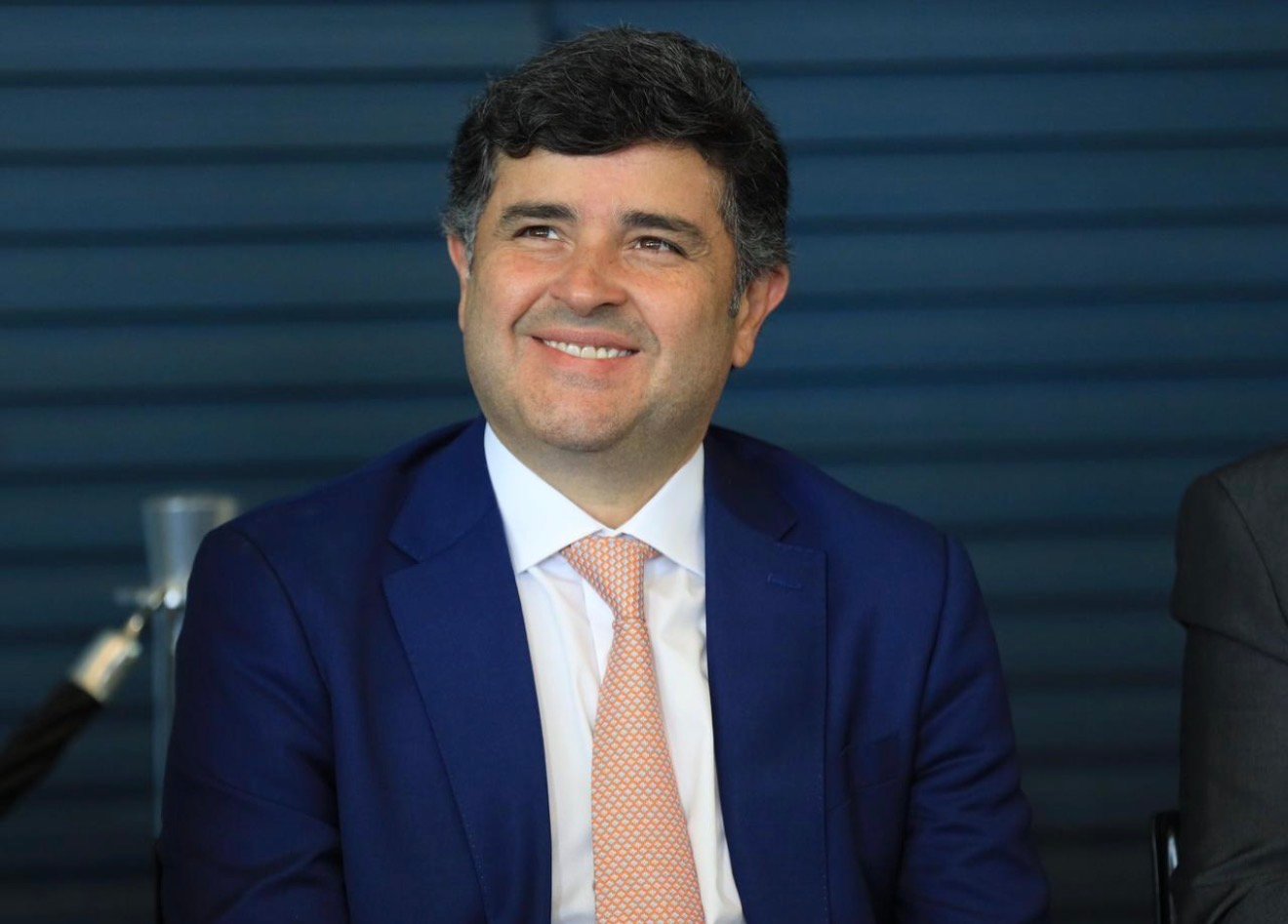 Deputado Eduardo da Fonte apresenta projeto que amplia direitos para pessoas com fibromialgia incapacitante