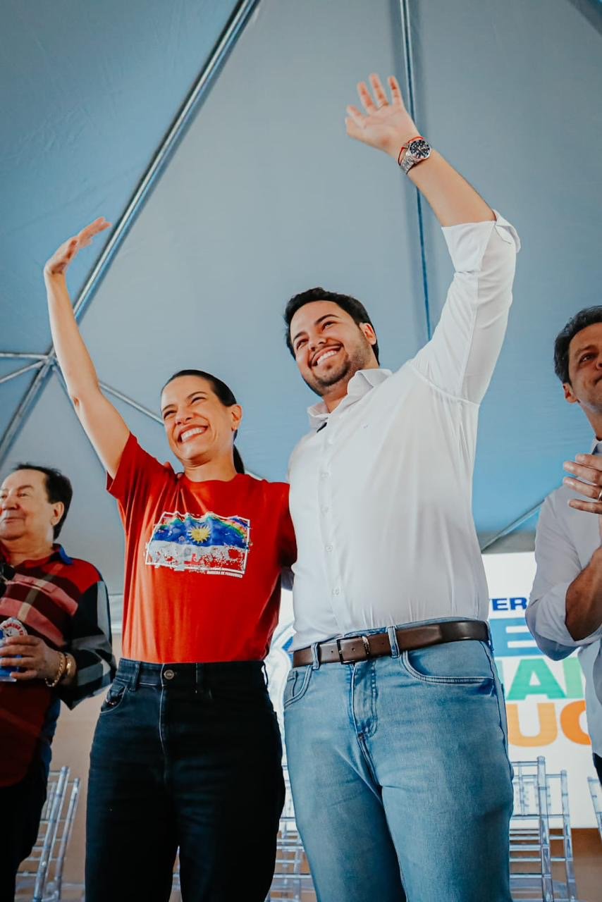 Em Calçado, no Agreste Meridional, governadora Raquel Lyra entrega a 280ª cozinha comunitária do Estado, dois ônibus escolares e anuncia a pavimentação de diversas ruas do município