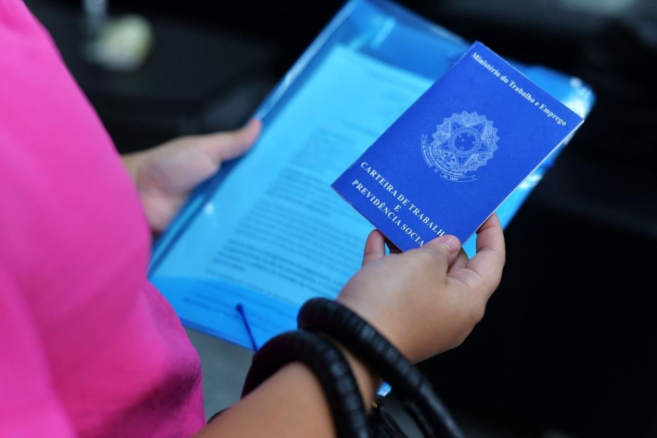 Pernambuco registra o maior crescimento do país na indústria e no comércio no primeiro bimestre de 2026, diz IBGE