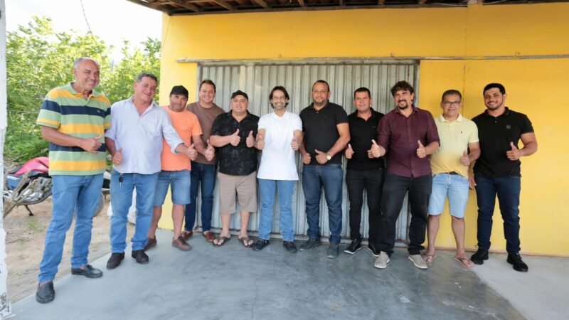 Diogo Moraes amplia base política em São Bento do Una com adesão de novas lideranças