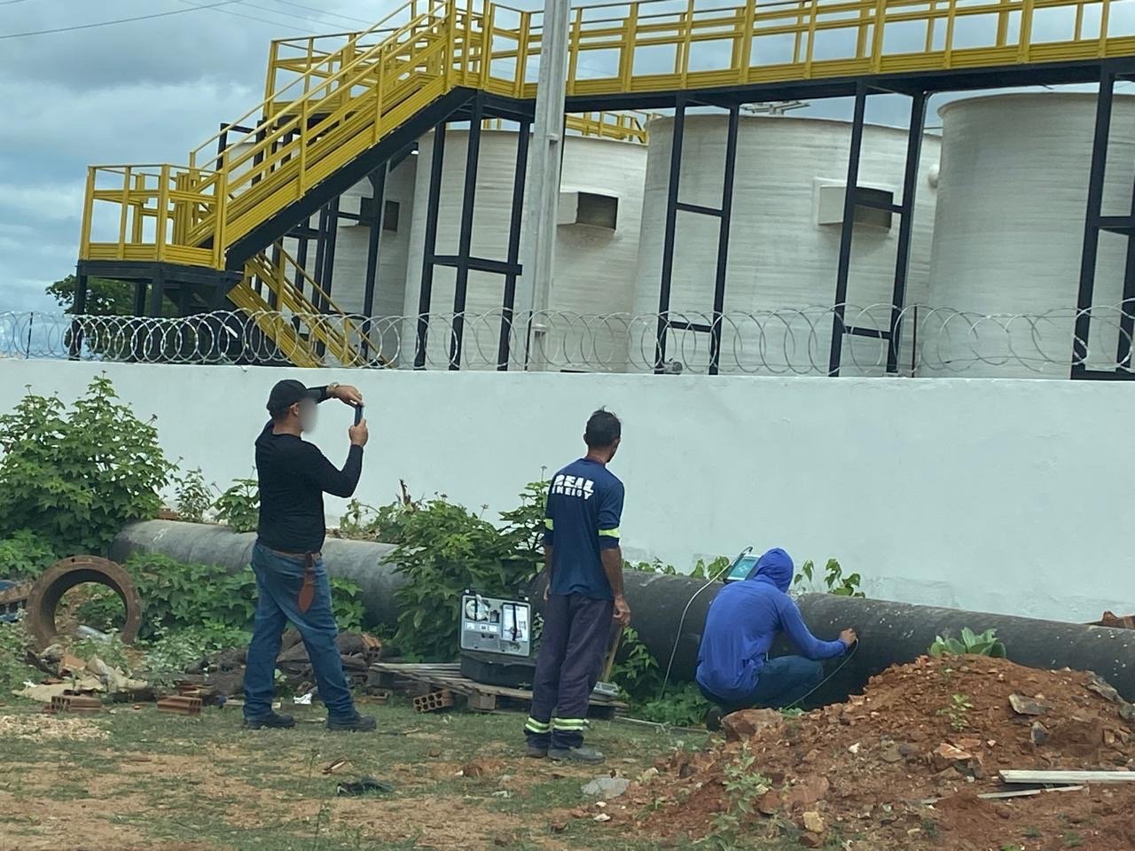 Compesa recupera água suficiente para abastecer até cinco mil pessoas por dia  em Serra Talhada
