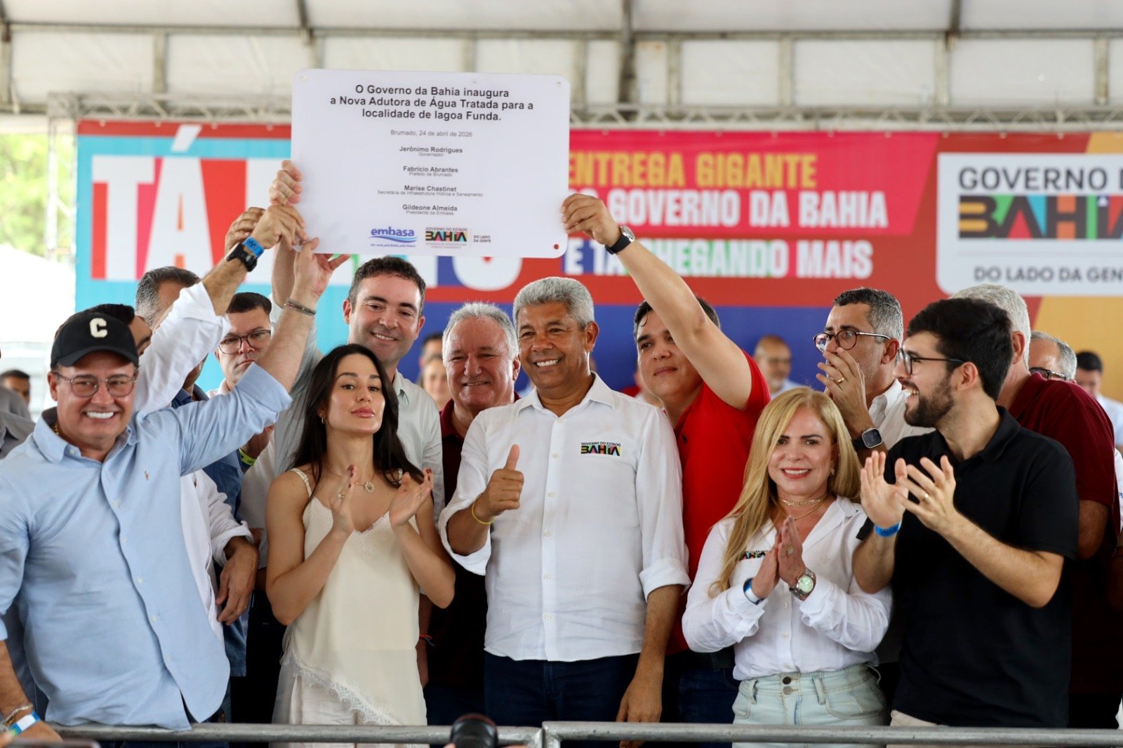 Governo do Estado entrega UBS e autoriza implantação do Sistema de Esgotamento Sanitário em Brumado