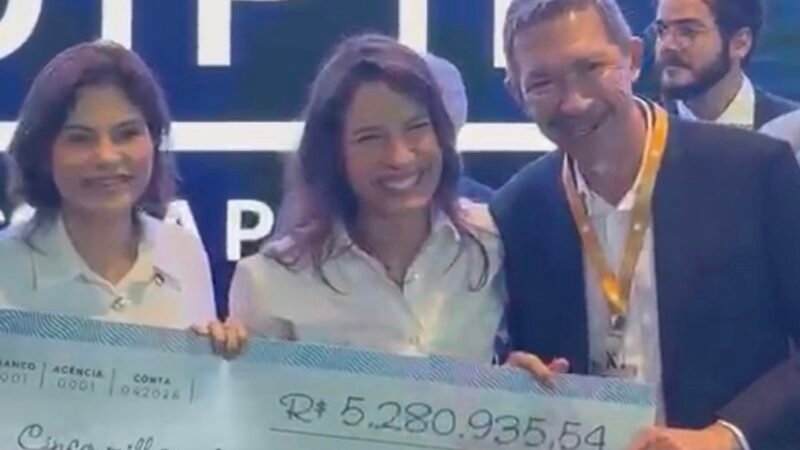 Prefeito Elizinho participa do 9° Congresso Pernambucano dos Municípios e garante mais de R$ 5 milhões para abastecimento de água em Carnaubeira da Penha