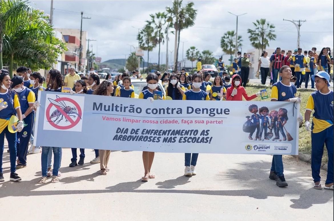 Mobilização contra a dengue reúne escolas e leva aprendizado e ação às ruas de Ouricuri