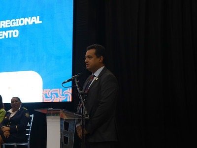 Prefeito Andrei Gonçalves reforça compromisso de Juazeiro com políticas integradas de segurança pública em agenda com MPBA