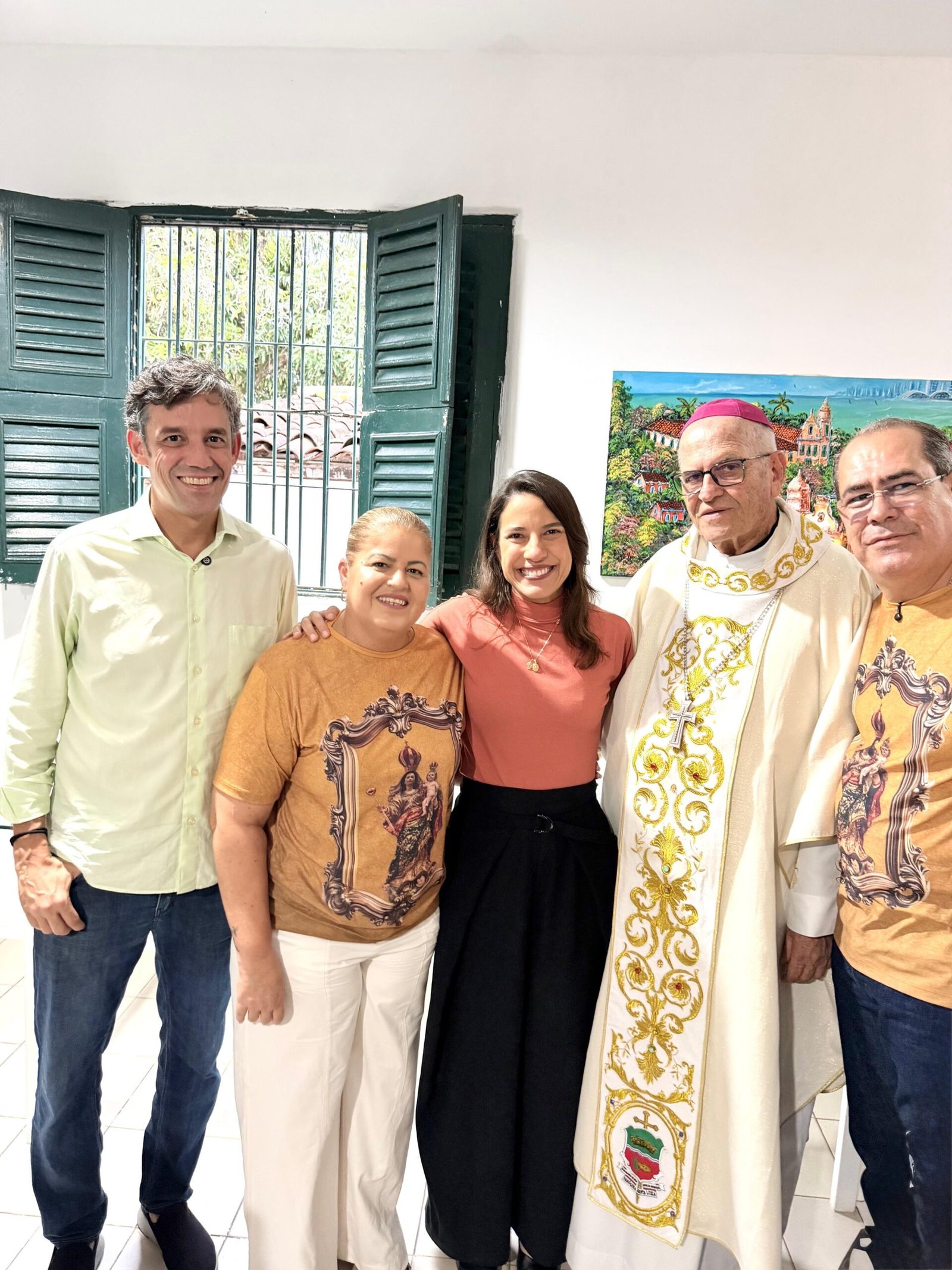 Daniel Coelho acompanha governadora Raquel Lyra no encerramento da Festa de Nossa Senhora dos Prazeres em Jaboatão dos Guararapes