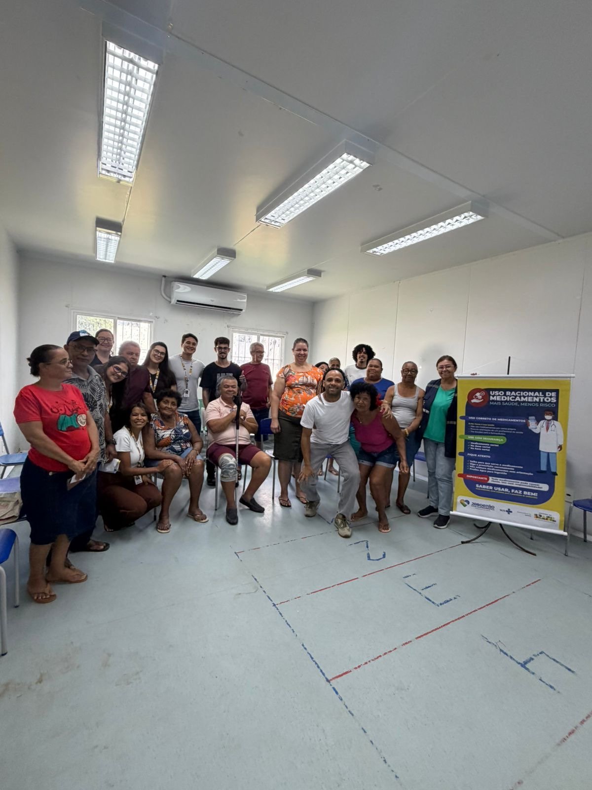 Saúde do Jaboatão reforça conscientização sobre uso correto de medicamentos durante ação na USF Jardim Guararapes
