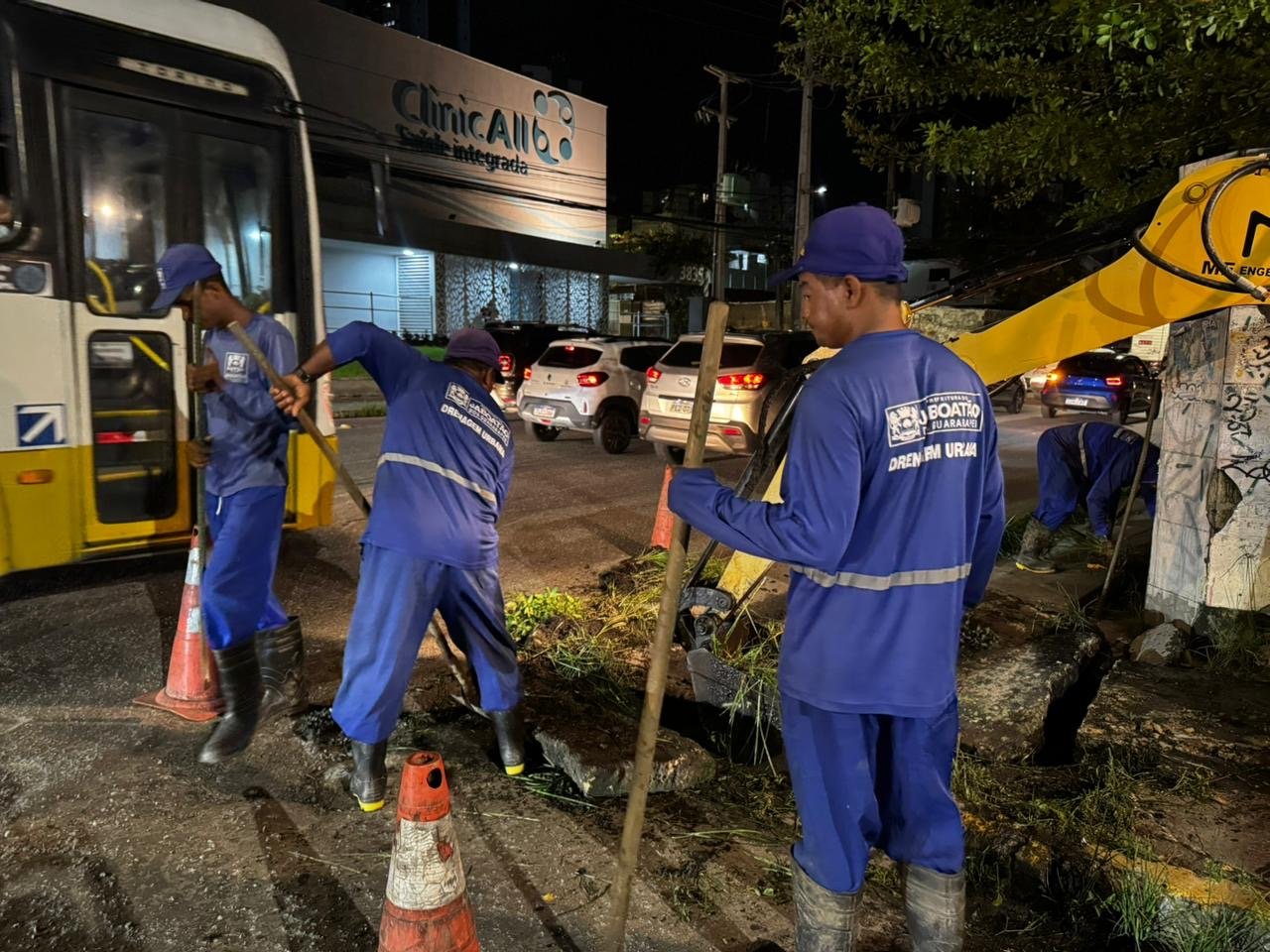 Operação Inverno do Jaboatão segue firme durante o dia e avança pela madrugada para minimizar impactos das chuvas