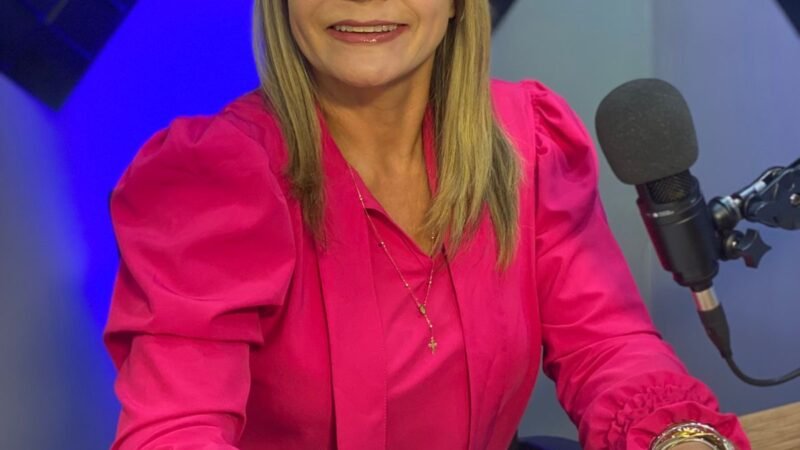 A Câmara de Vereadores de Palmeirina aprovou as contas da prefeita Delegada Thatianne referentes ao exercício financeiro de 2023, consolidando mais um importante reconhecimento à gestão municipal.