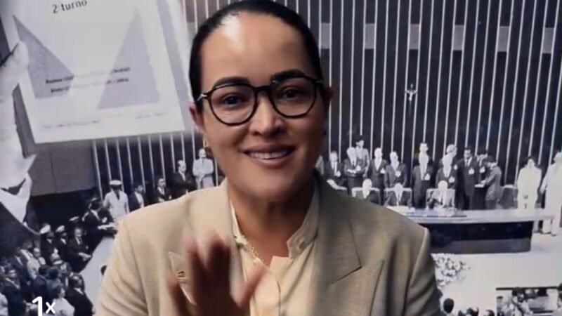 Prefeita Pollyanna Abreu rebate decisão da Câmara e afirma que transporte gratuito para estudantes já é garantido pela Prefeitura
