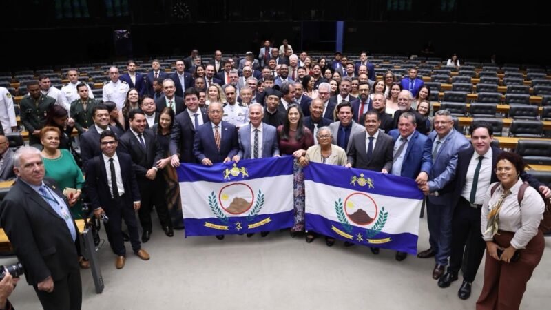 Câmara dos Deputados homenageia os 400 anos da Vitória de Santo Antão com sessão histórica