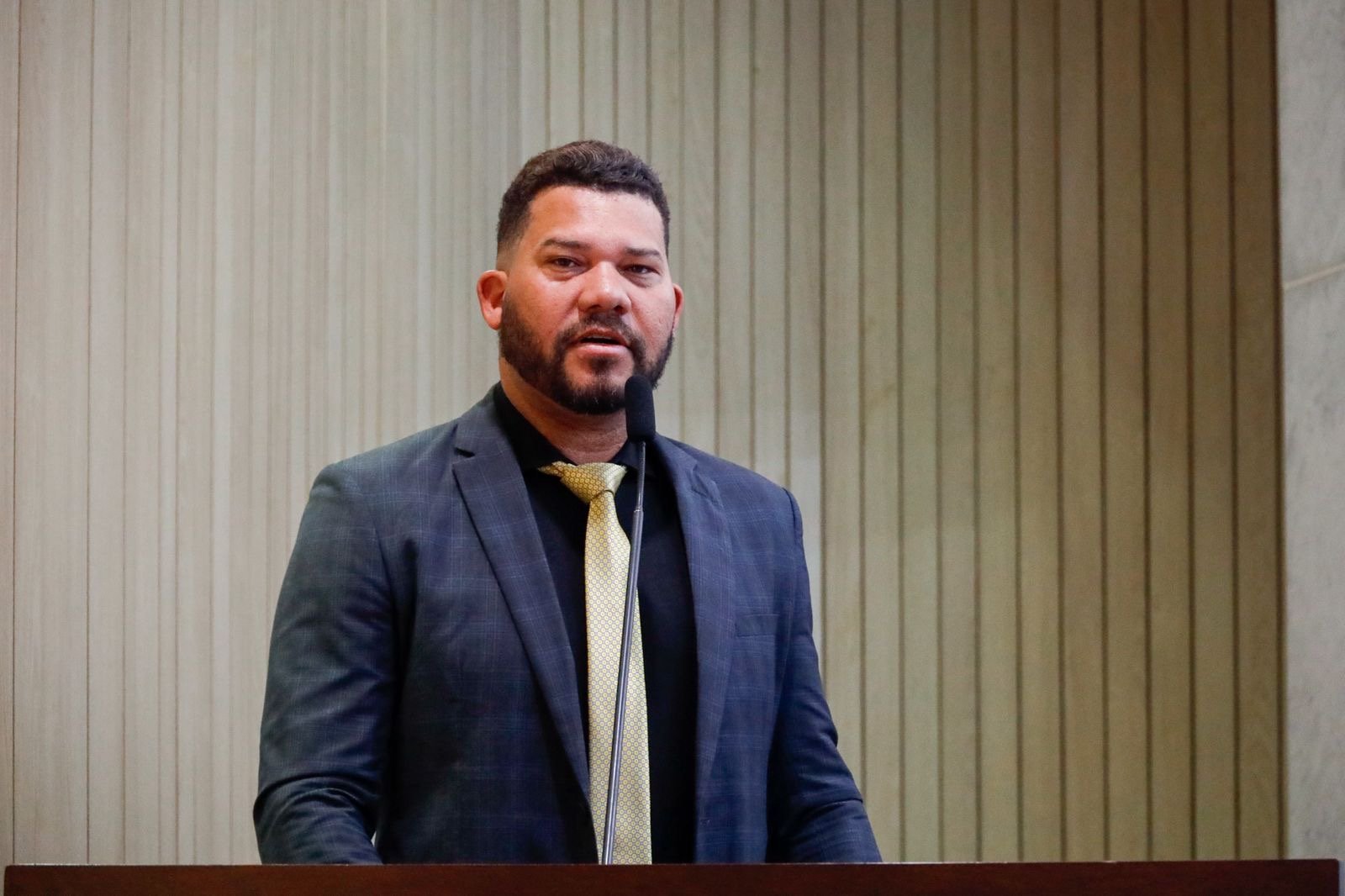 Deputado Abimael Santos expõe os riscos da Tilápia do Vietnã para o comércio de Pernambuco