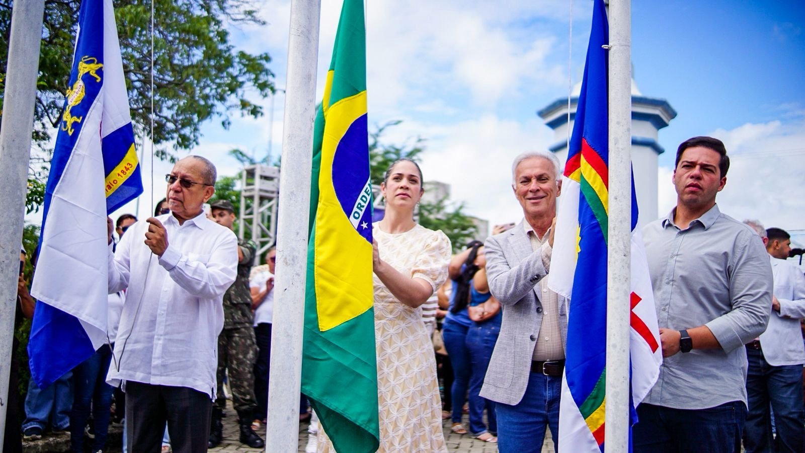 Vitória de Santo Antão comemora 183 anos com solenidade cívica e inauguração de clínica infantojuvenil