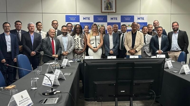Ceaca participa de reunião em Brasília sobre lei que beneficia movimentadores de carga nas Ceasas