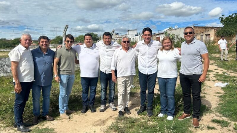 Mario Celso e lideranças aderem ao grupo de Pedro Pilota e a pré-campanha de Regina e Silvio