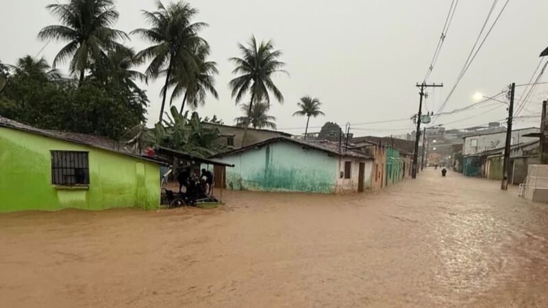 Prefeito Éder Walter decreta situação de emergência e estado de calamidade pública em Vicência após fortes chuvas