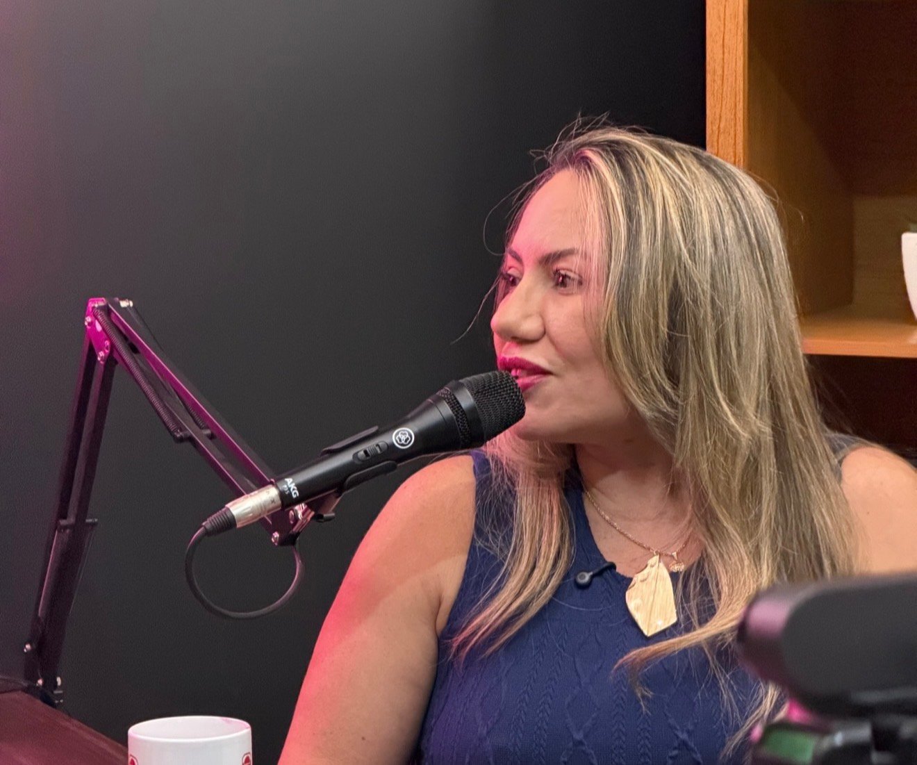 Dra. Magdala, vereadora e pré-candidata a deputada federal, participa de entrevista no Vixe Cast e apresenta suas propostas