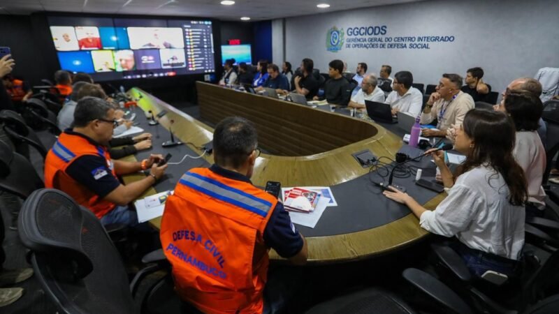 Governadora Raquel Lyra decreta situação de emergência em 27 municípios atingidos pelas chuvas 