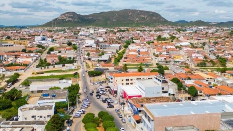 Comércio e construção civil aquecem economia de Salgueiro e fazem município ficar entre os que mais geraram empregos no Sertão em março