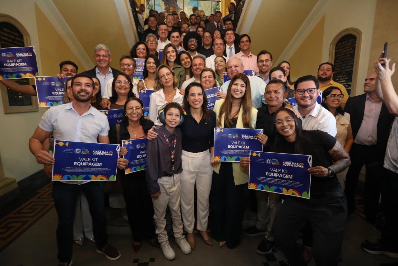 Casas das Juventudes: governadora Raquel Lyra entrega kits de equipamentos e mobiliário para mais de 60 municípios e garante funcionamento dos espaços