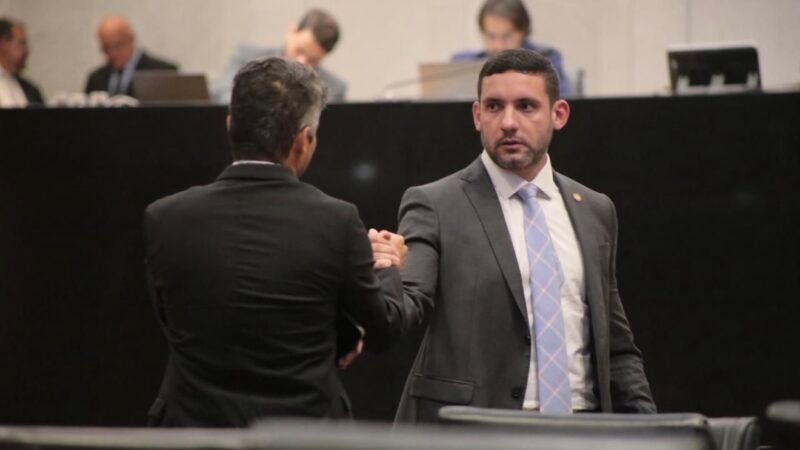 Alepe aprova PEC de Romero Albuquerque que inclui GCM na segurança pública do Estado; texto seguirá para o Palácio