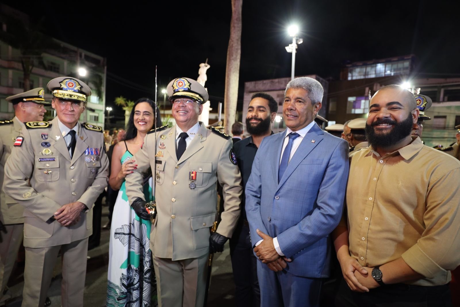 Bicentenário da PMBA é celebrado com homenagens, medalhas e monumento histórico em Salvador