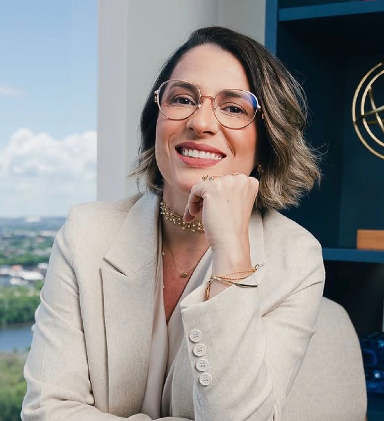 A advogada Alexandra Vilela vem se consolidando como uma das principais lideranças da oposição no município de Tamandaré