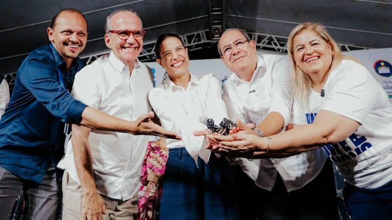 Em Jaboatão dos Guararapes, governadora Raquel Lyra entrega 183 títulos de propriedade e visita novo Centro de Referência da Mulher