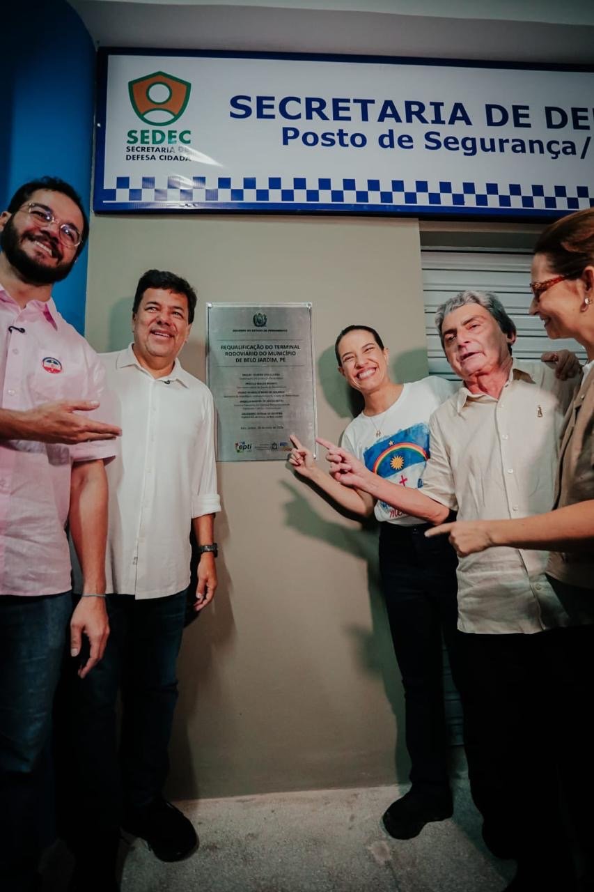 Em Belo Jardim, no Agreste Setentrional, governadora Raquel Lyra entrega novo Terminal Rodoviário e títulos de propriedade