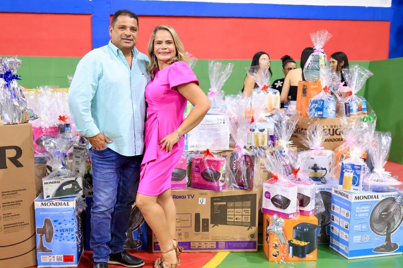 Pelo 5º ano consecutivo, Prefeita Delegada Thatianne realiza grande Festa das Mães em Palmeirina