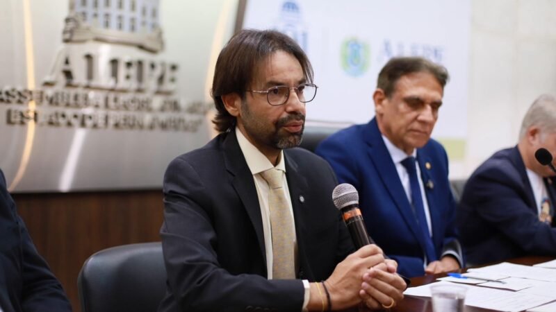 Deputado Diogo Moraes defende união do Polo de Confecções em audiência na Assembleia Legislativa de Pernambuco