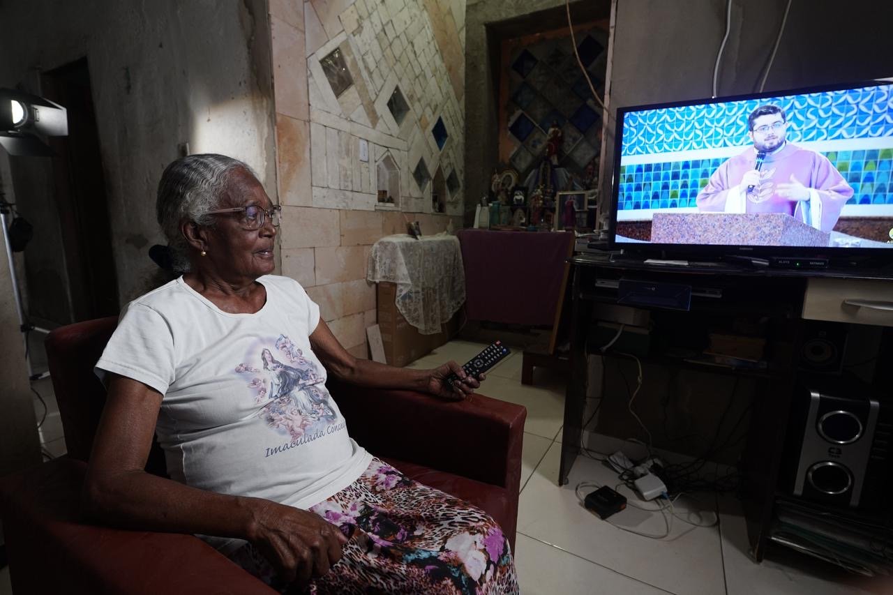 Parabólica digital gratuita chega a 20 cidades da Bahia e vai beneficiar 73 mil famílias