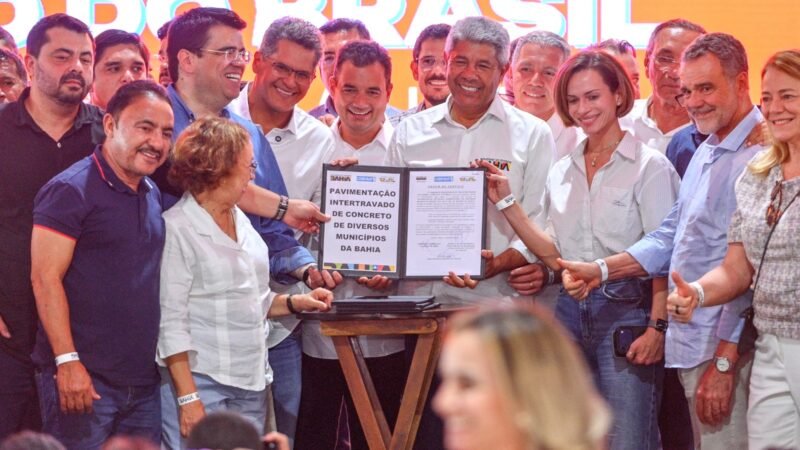 Prefeito Andrei recebe para Juazeiro mais de R$ 16 milhões em investimentos nas áreas de saúde, infraestrutura e desenvolvimento por meio de parcerias com os governos Estadual e Federal