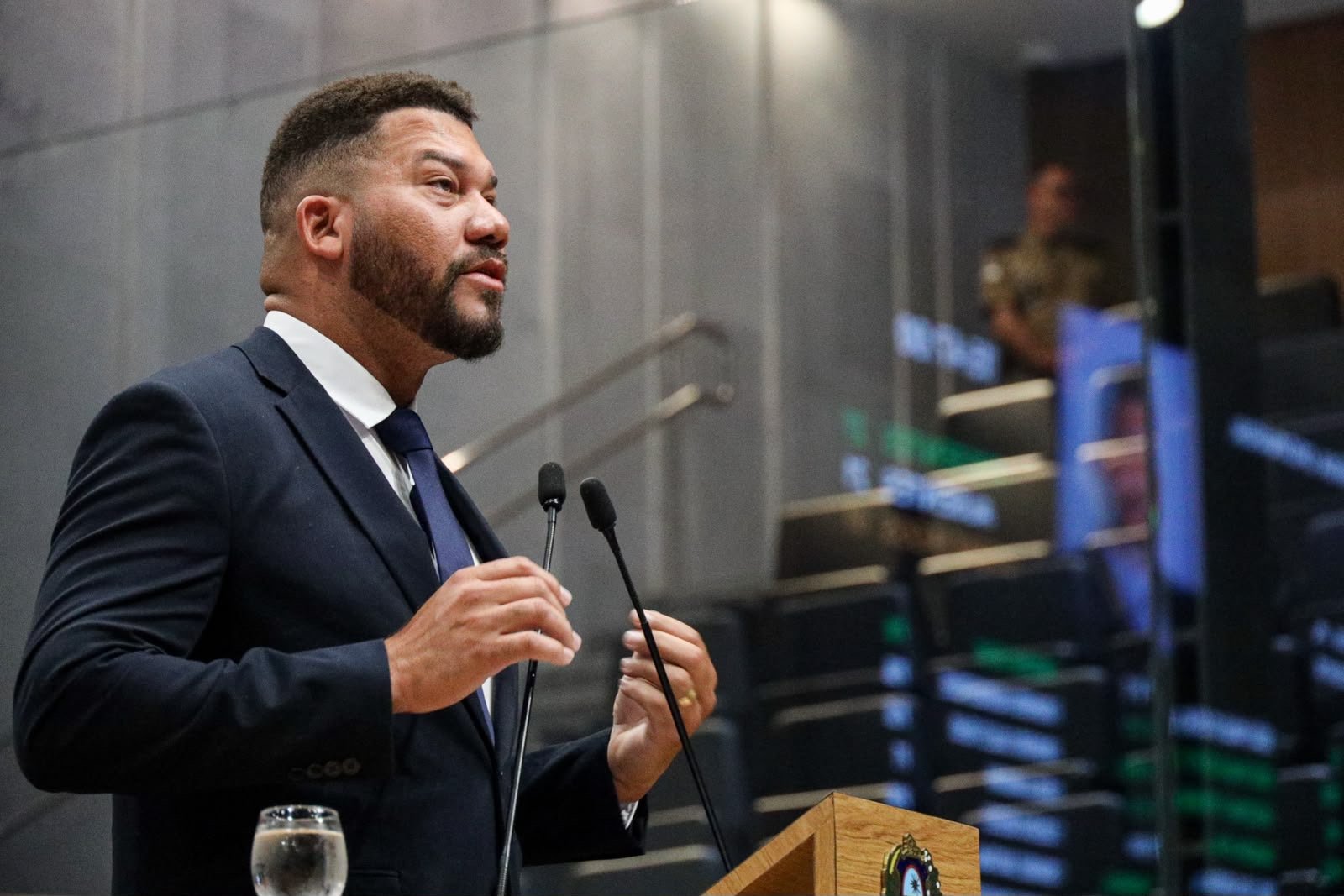 Deputado Abimael Santos faz alerta sobre o tráfico de drogas em Fernando de Noronha
