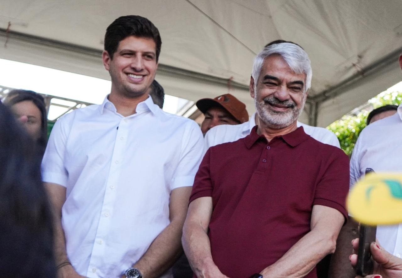 Ao lado de João Campos, Humberto Costa participa de entregas e celebra os 127 anos de Altinho