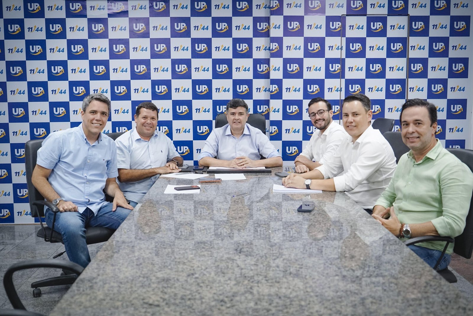 Prefeitos fecham agenda da pré-candidatura de Eduardo da Fonte ao Senado