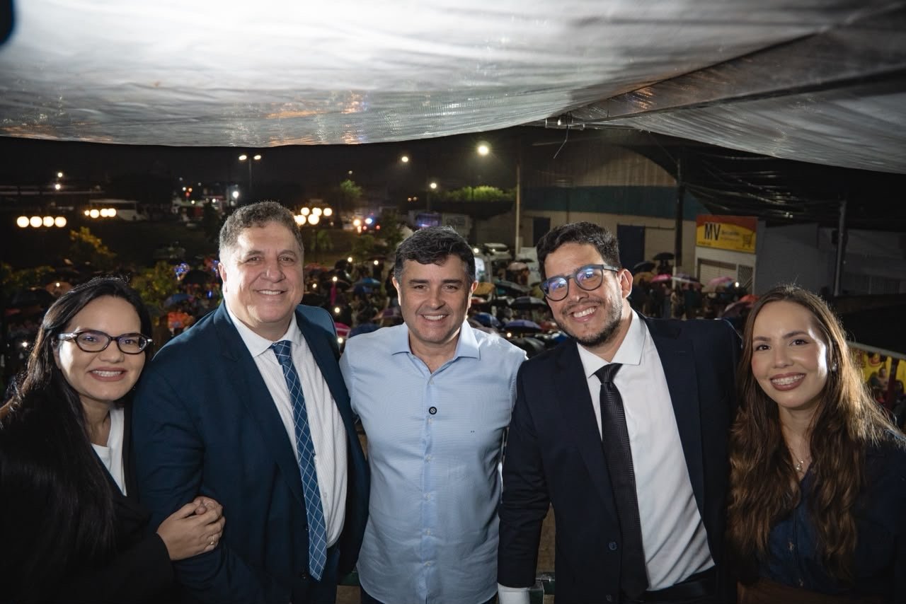 Eduardo da Fonte participa de Cruzada promovida por Felipe Cézar em Vitória de Santo Antão