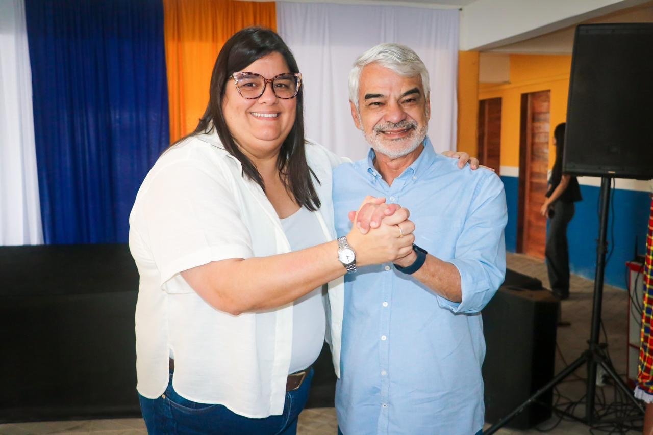 Prefeita Carol Jordão mostra força política ao receber o senador Humberto Costa em Ribeirão