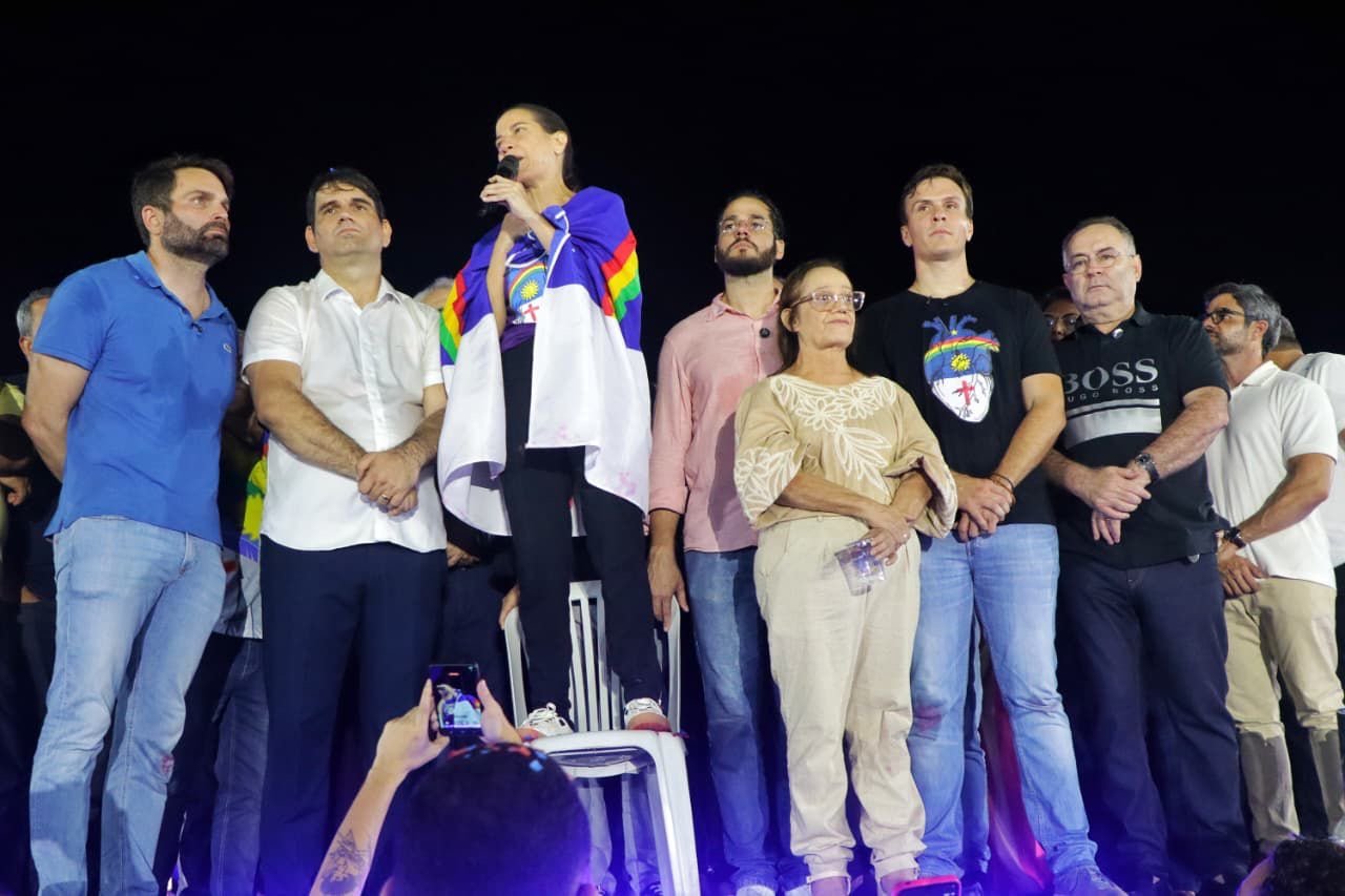 Zeca prestigia lançamento das pré-candidaturas de Gustavo e Marcelo Gouveia em ato que arrastou multidão em Paudalho