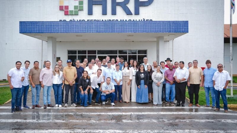 Pré-candidato ao Senado, Eduardo da Fonte defende interiorização da saúde durante visita ao Hospital Regional de Palmares