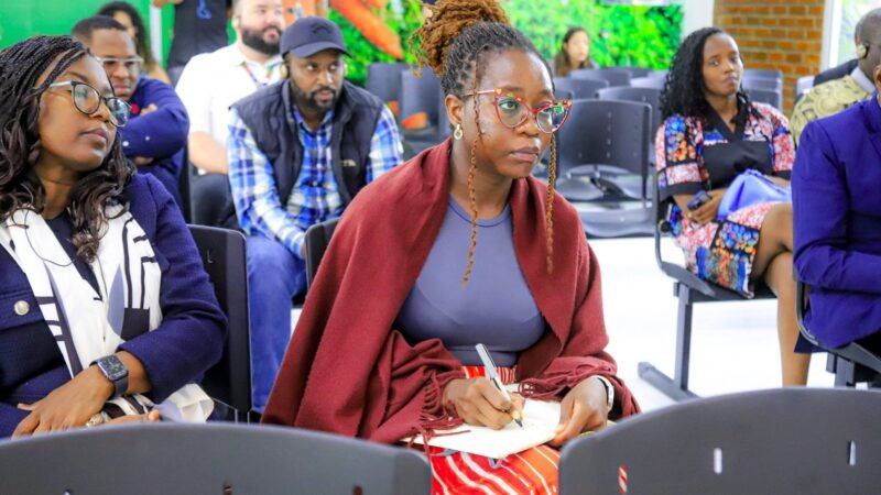 Caruaru é destaque internacional na alimentação escolar e recebe delegação africana para intercâmbio sobre as práticas realizadas no município