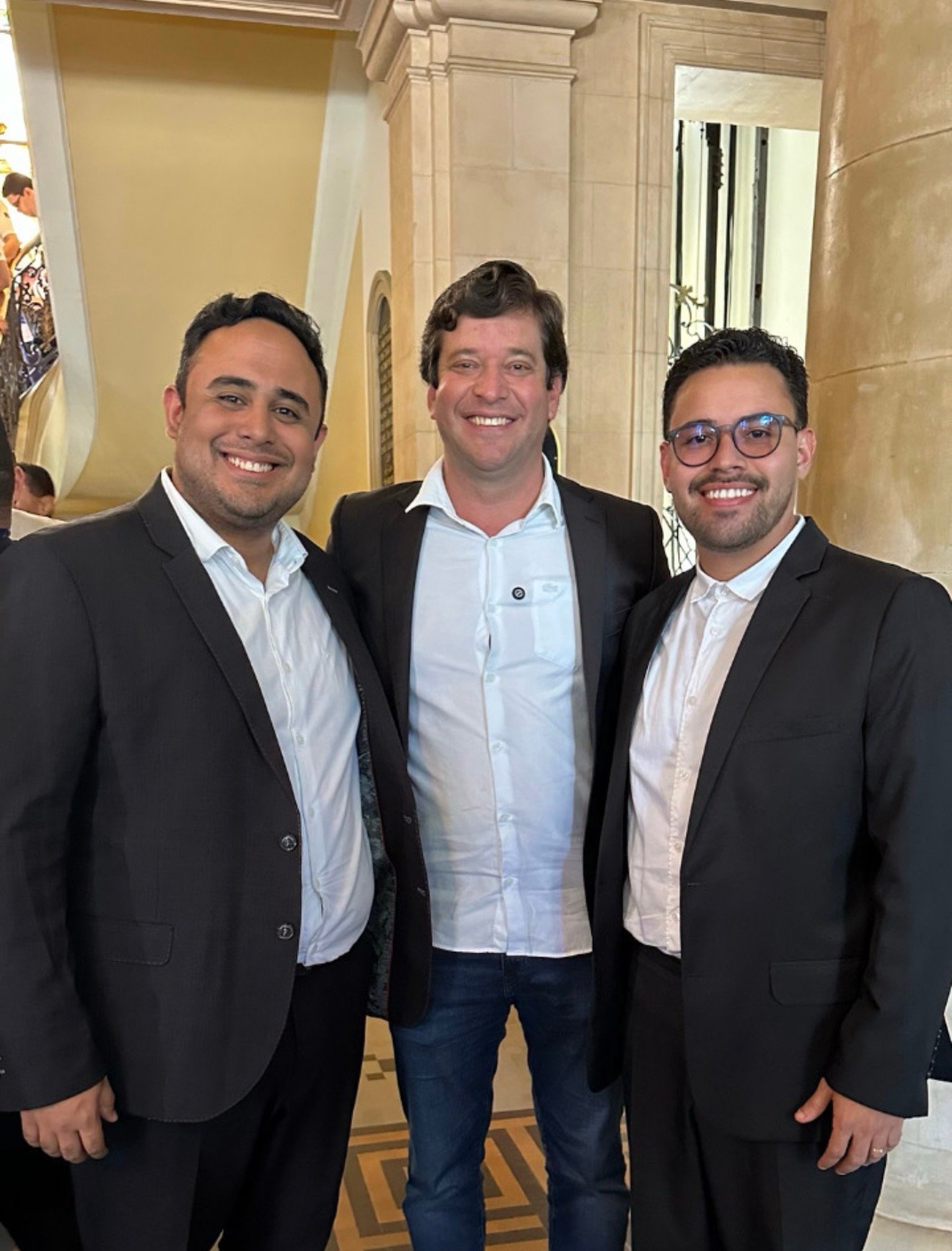 Prefeito Thiago de Miel celebra parceria com a Governadora Raquel Lyra, no lançamento do programa “Areninhas de Pernambuco”