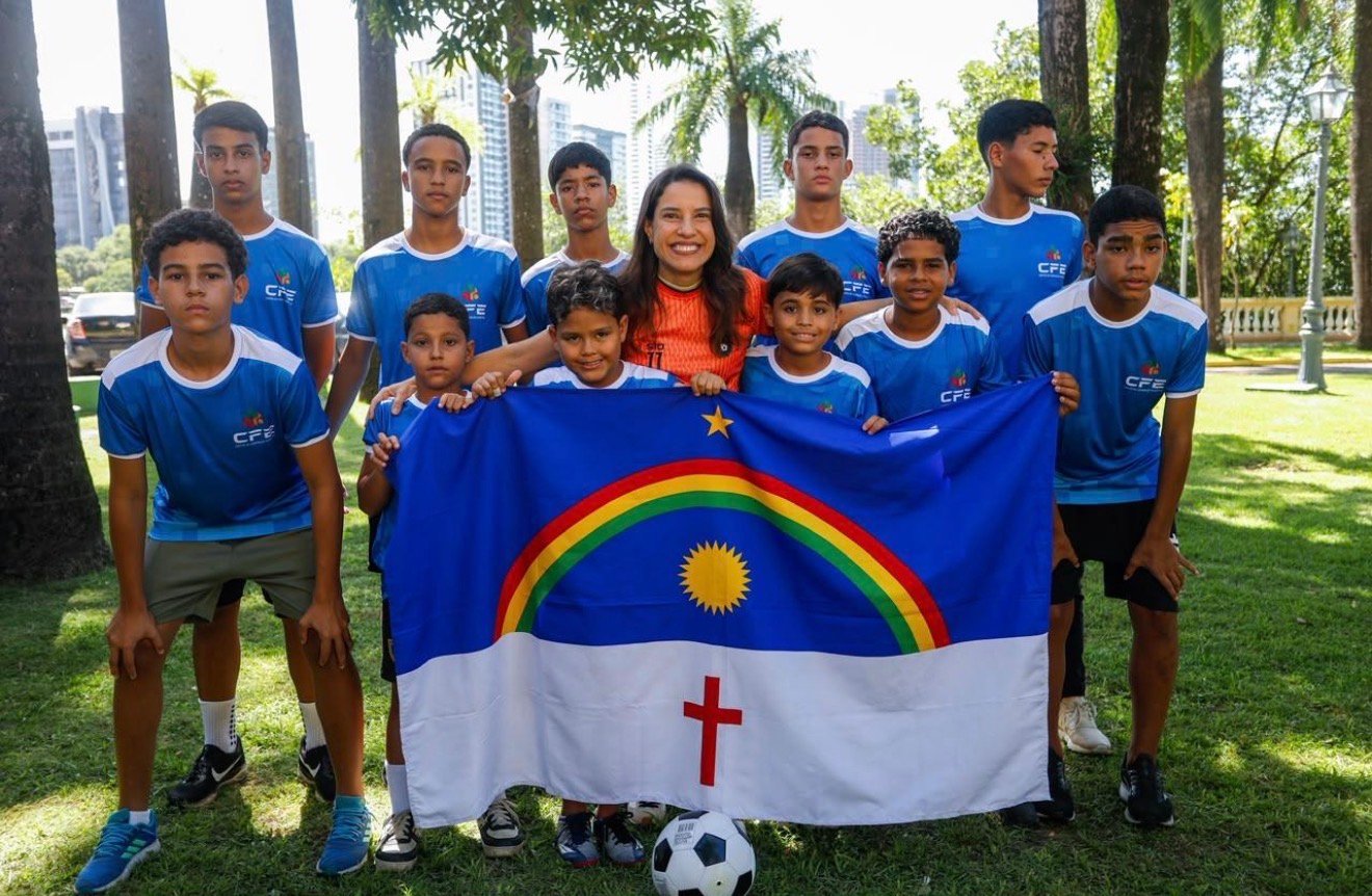 Governadora Raquel Lyra lança projeto Areninhas para construção de 203 campos de futebol em todo o Estado