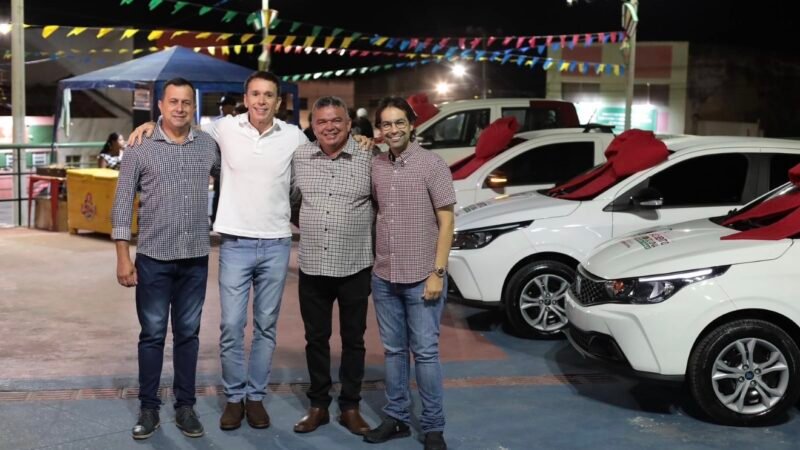 Diogo Moraes participa da entrega de veículos e reforça parceria por mais investimentos em São Bento do Una